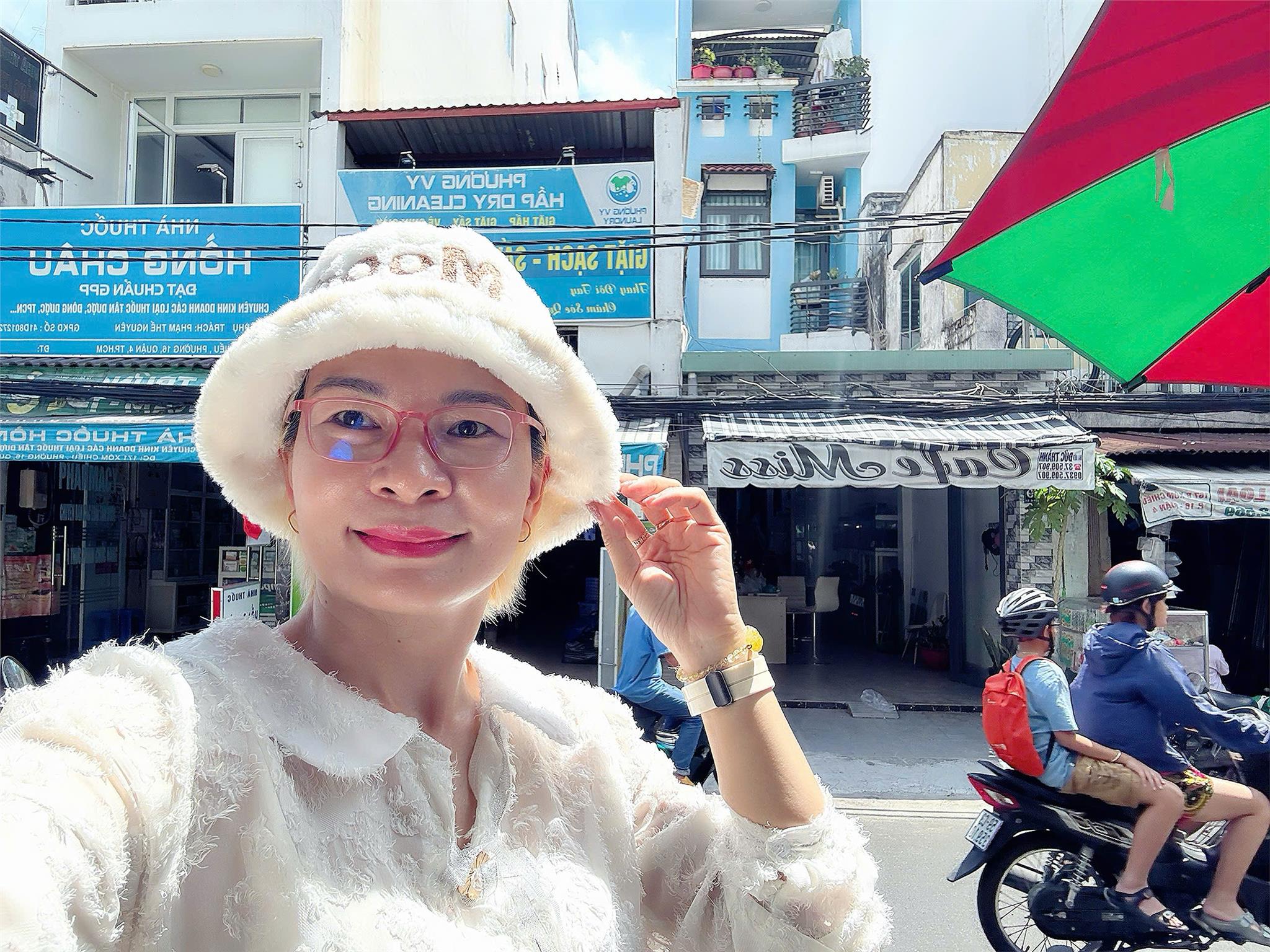 VỊ TRÍ KINH DOANH SẦM UẤT NHẤT - BÁN NHÀ MẶT TIỀN ĐƯỜNG XÓM CHIẾU, QUẬN 4 - 4 TẦNG BTCT CHẮC CHẮN - 72M2 ĐẤT - CHỈ 11 TỶ