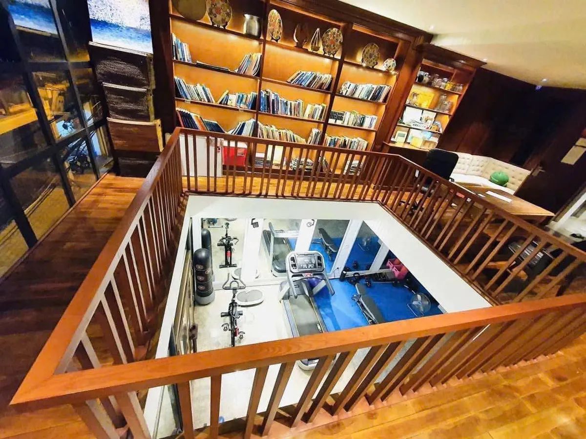 Thật Không Vậy - Dòng Tiền 100tr/tháng, Tòa Nhà Căn Hộ 115m2, 7T  Phố Ngọc Thụy, 2X Tỷ