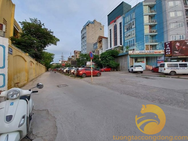 Hào Nam 126m, ô tô tải tránh đỗ, 2 thoáng, không gian lý tưởng cho kinh doanh