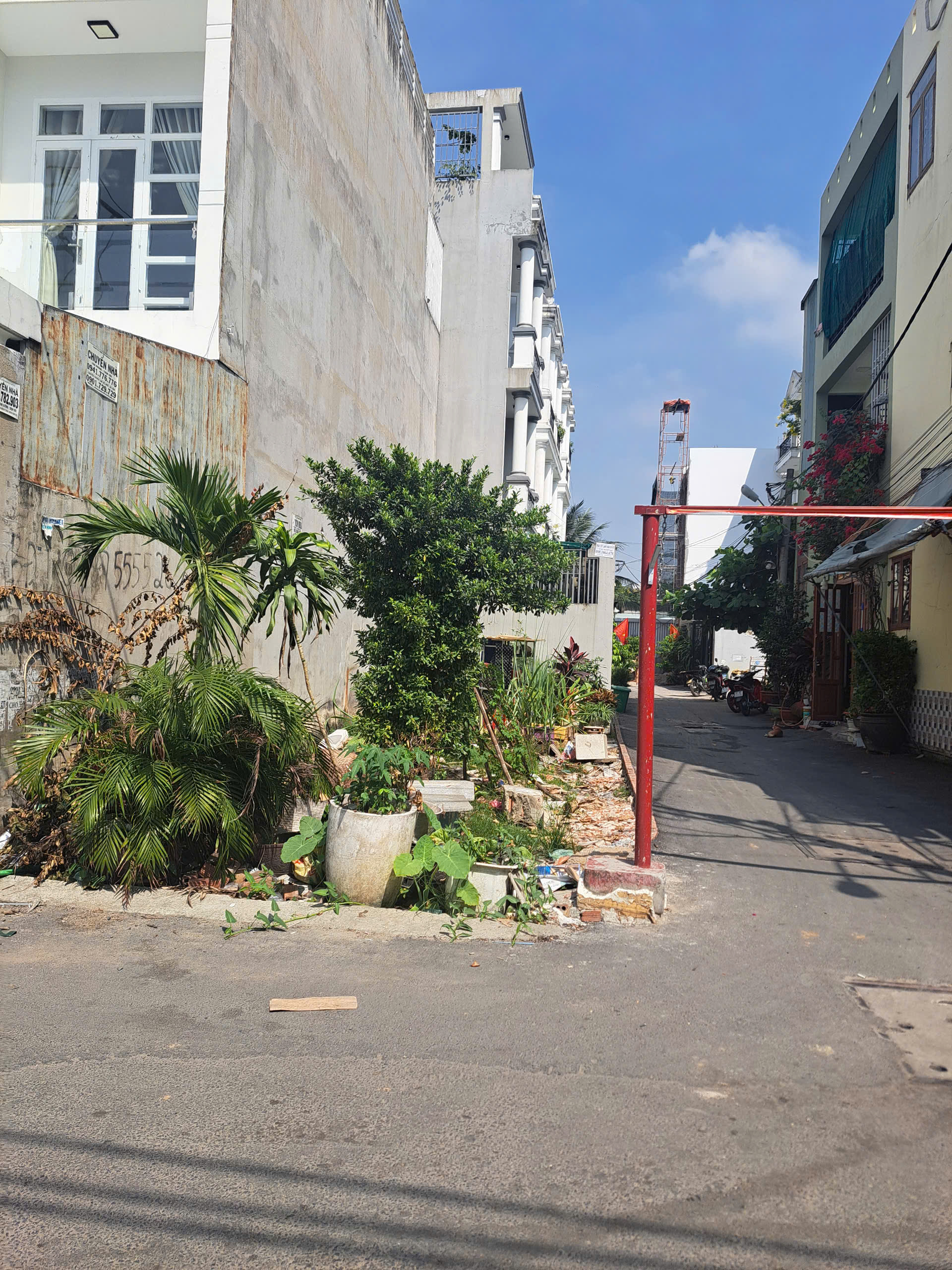 BÁN ĐẤT GÓC 2 MẶT TIỀN – ĐƯỜNG 10M QUỐC LỘ 13 – NGAY KHU HỒNG LONG – GIÁ 7 TỶ TL