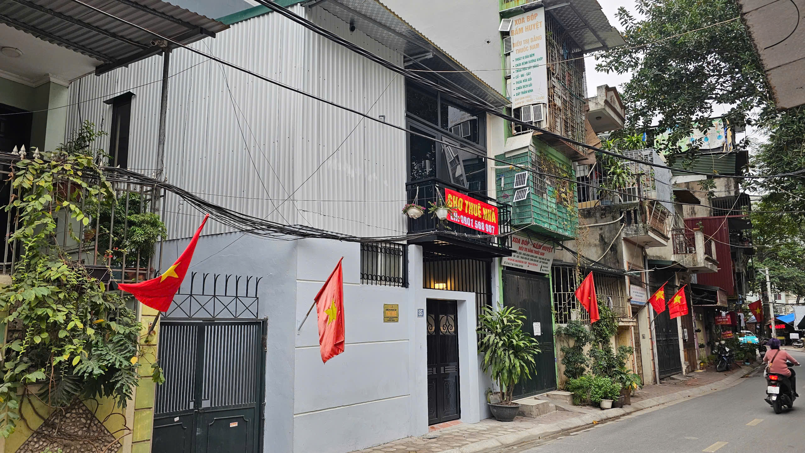 CHO THUÊ NHÀ NGÕ 13 LĨNH NAM – SAU TIME CITY, Ô TÔ ĐỖ CỬA