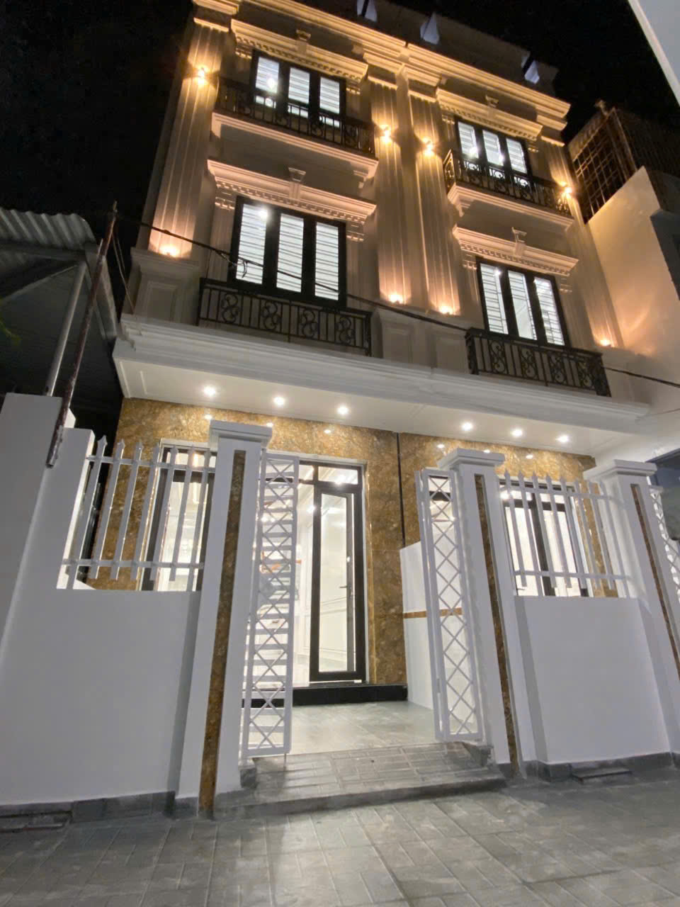 BÁN NHÀ 4 TẦNG XÂY MỚI PHƯƠNG LƯU – NGÔ QUYỀN – GIÁ 3,35 TỶ