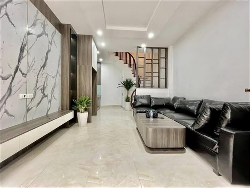 BÁN NHÀ TRUNG TÂM PHÚC LỢI - 6 TỶ-5 TẦNG- TẶNG NỘI THÁT-Ô TÔ GẦN