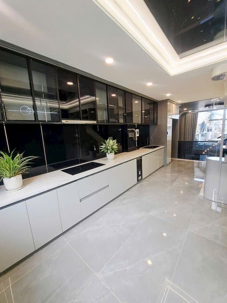 BÌNH TÂN - Hẻm 2/ - Hẻm Xe Hơi - Nhà Mới - Gần Chợ,Trường Học - Giáp Tân Phú, Q6 - 52M2 - 5 TẦNG - 7 TỶ NHỈNH