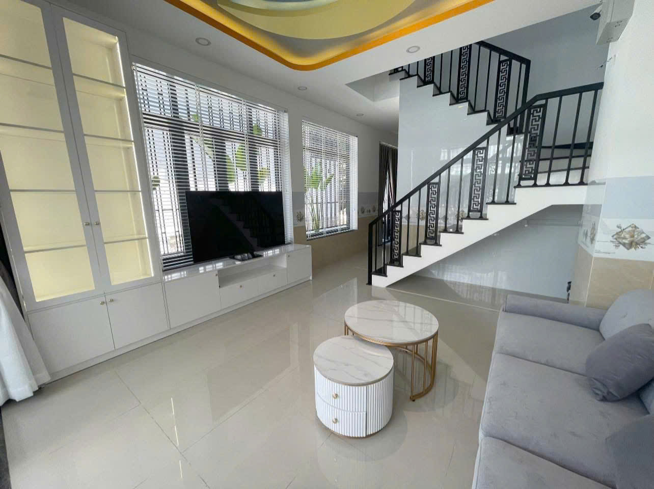 cần bán nhà Căn Góc 4 tầng Hẻm ô tô  Phước Hải sát đường  Thích Quảng Đức đối diện Hà quang 1 dt 64,8m2,dt xây dựng 184m2 Giá  6Tỷ580 ( full nội thất ) lh e Trang