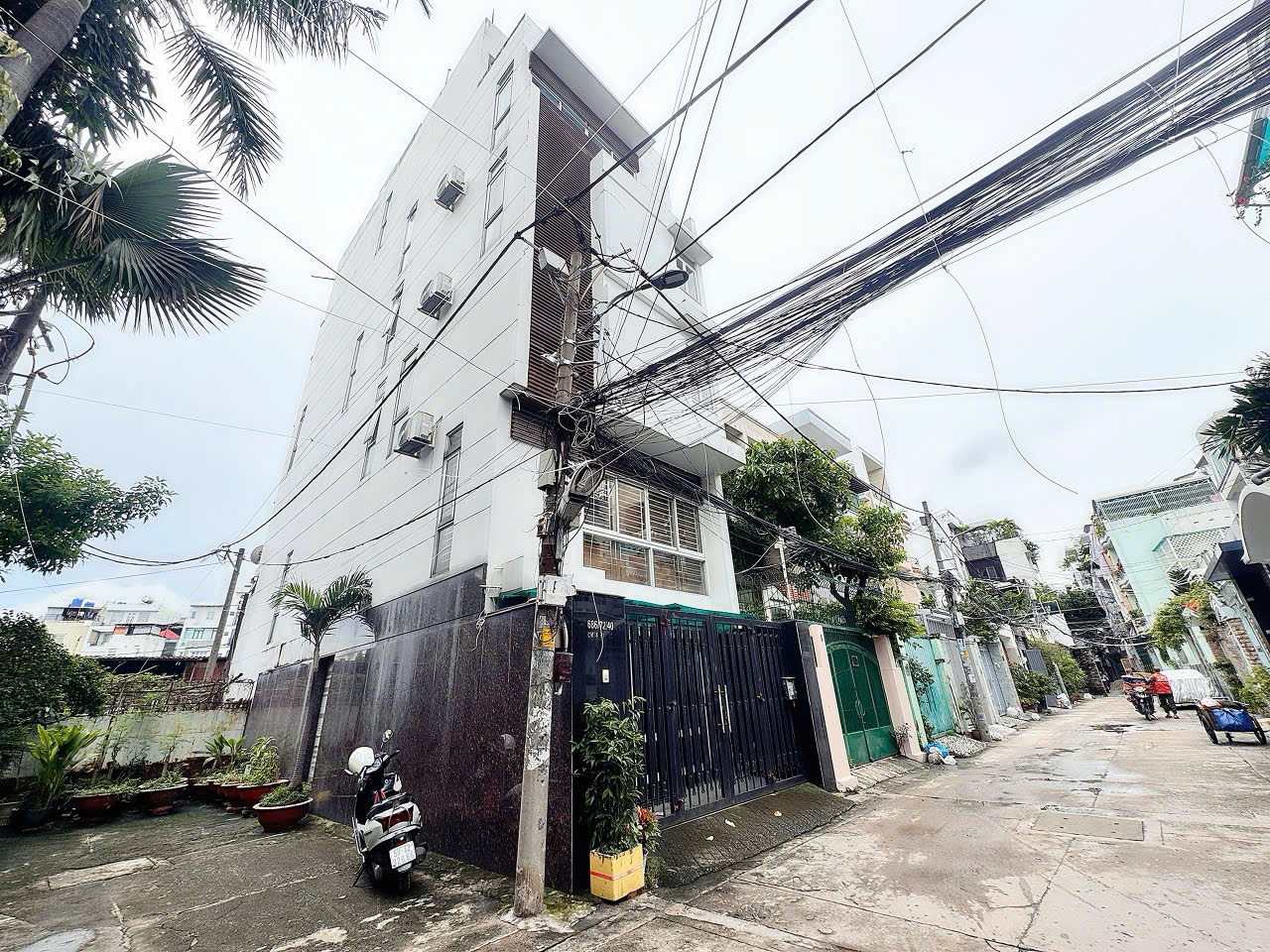 HIẾM BÁN NGANG 5,5M*19M - ĐƯỜNG 10M XE HƠI ĐẬU NGÀY ĐÊM Đ.CÁCH MẠNG THÁNG 8, Q3 - CĂN GÓC 2 MẶT TIỀN SIÊU ĐẸP* LIÊN HỆ GIANG GIANG: 093.86.76.685