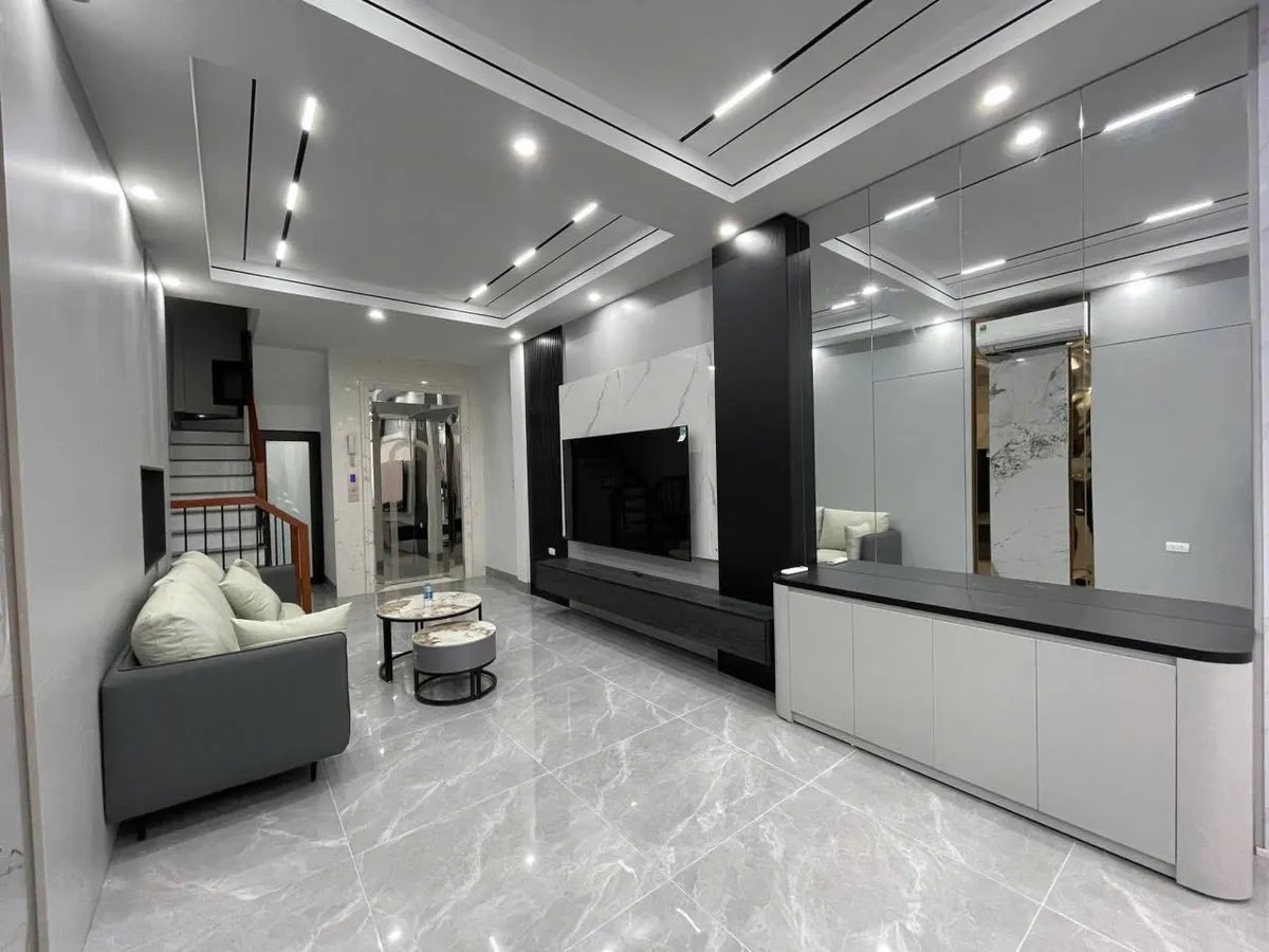 Full Nội Thất, Hàng Xóm BV Tâm Anh 48m2, 6T Thang Máy, Ô Tô Qua Nhà, Giá TL  12.x Tỷ