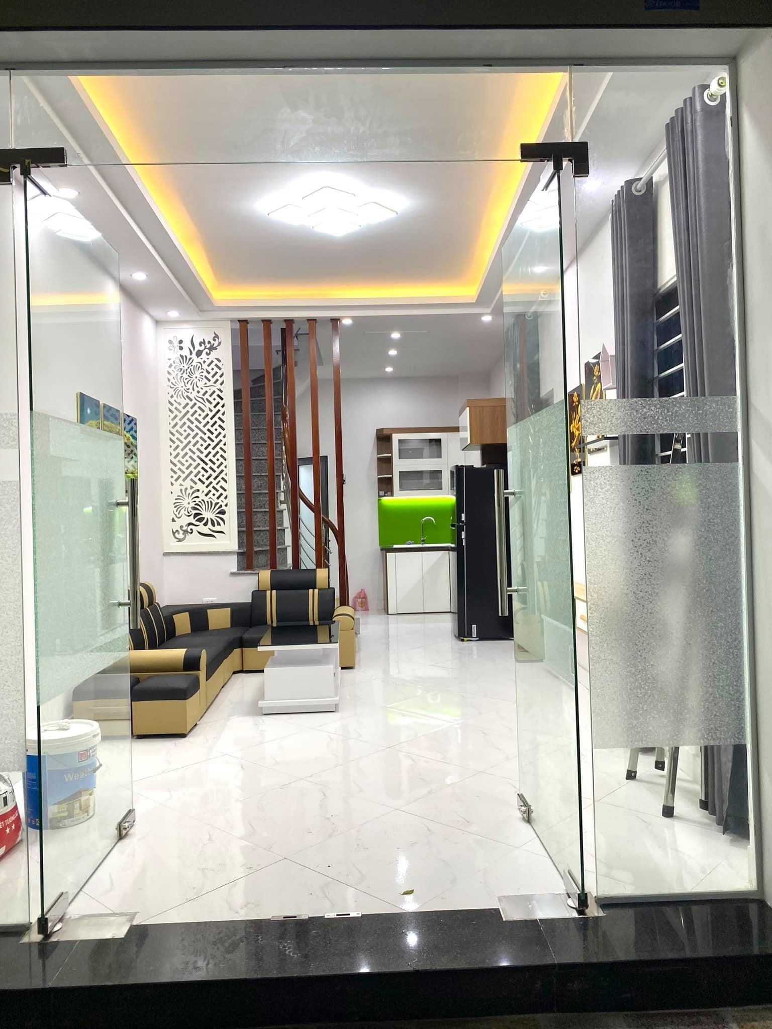 SỐNG XANH TẠI THẠCH BÀN – HƯỞNG TRỌN TIỆN ÍCH GARDEN CITY – CHỈ 5.85 TỶ

 
SỐNG XANH TẠI THẠCH BÀN – HƯỞNG TRỌN TIỆN ÍCH GARDEN CITY – CHỈ 5.85 TỶ