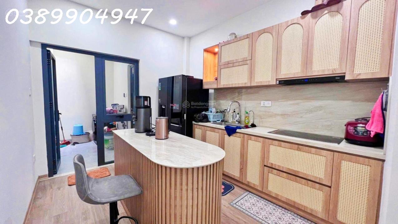 Nhà xinh hẻm Đoàn Trần Nghiệp _ mua vào ở ngay cách biển Hòn Chồng: 400m hẻm xe ba gác Giá : 4,5 tỷ