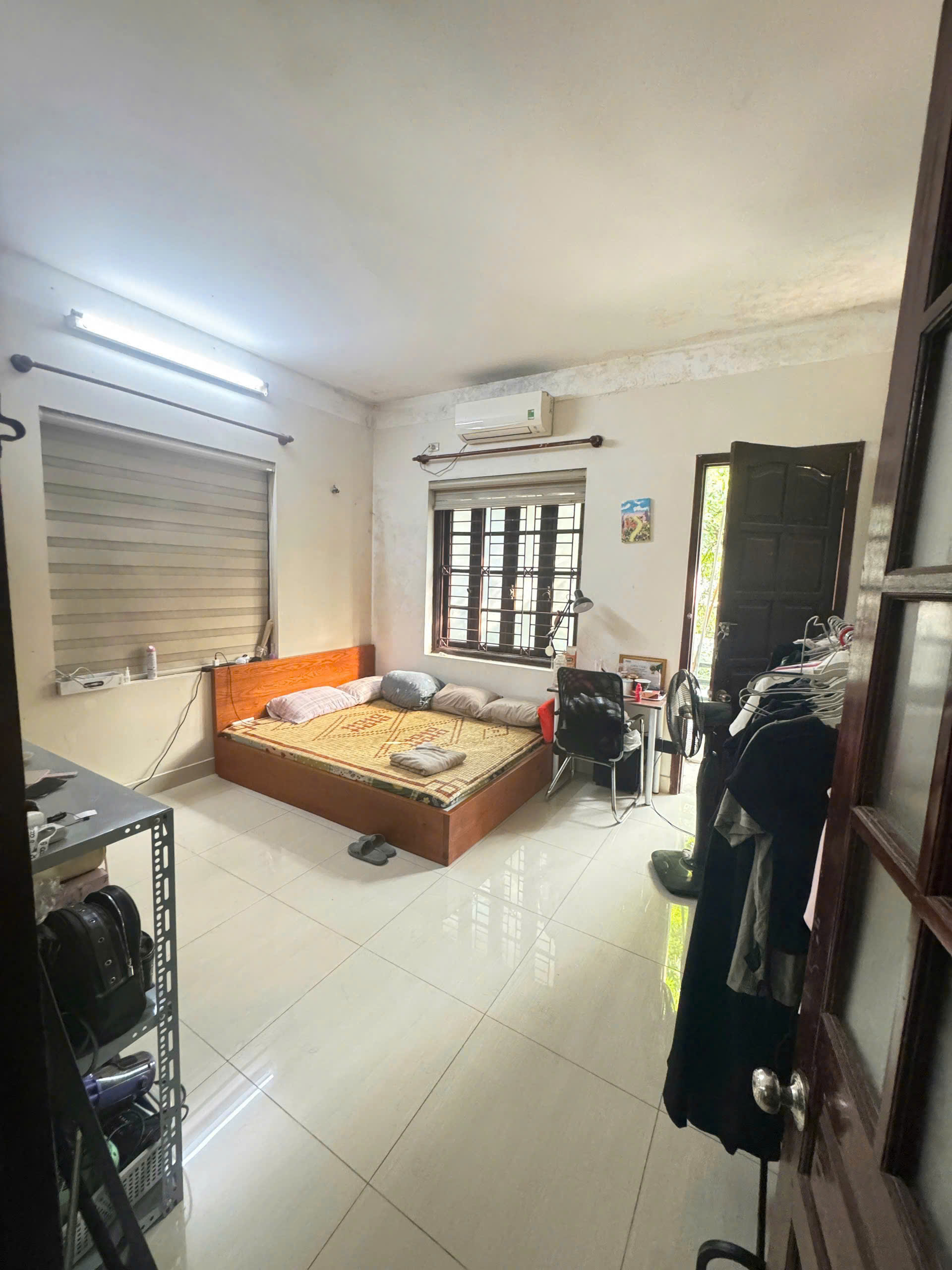 CHO THUÊ PHÒNG TRỌ FULL NỘI THẤT TẠI YÊN LÃNG , ĐỐNG ĐA, HÀ NỘI