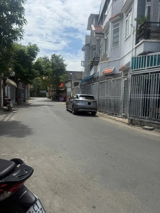 Bán DÃY PHÒNG TRỌ HXT 8m-Dương Thị Mười,Q12,126m2, nhỉnh 5 tỷ