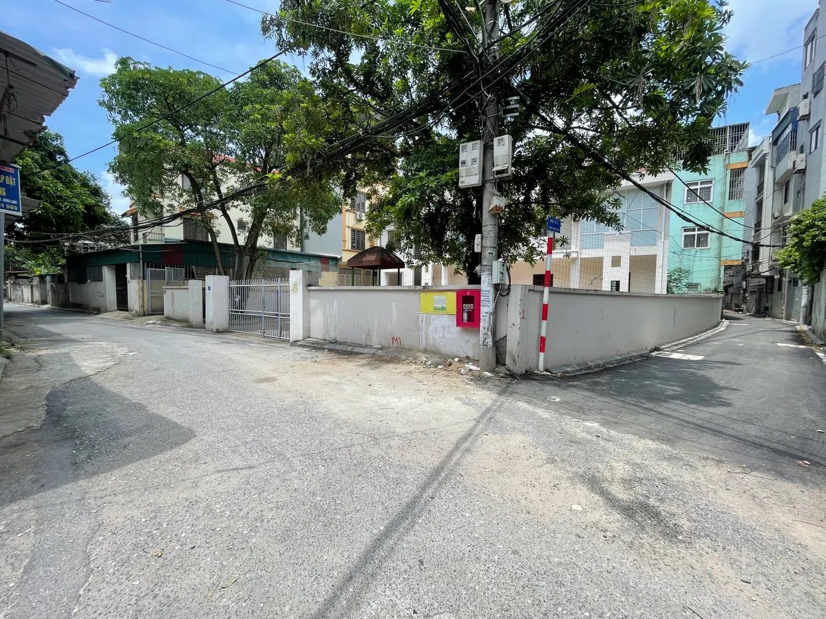 Cần Bán Lô Đất Gia Thượng 80m2, Mt 6m, Ô Tô Vào Nhà, 3 Bước Ra Mặt Phố, Đầu Tư 13.1 Tỷ