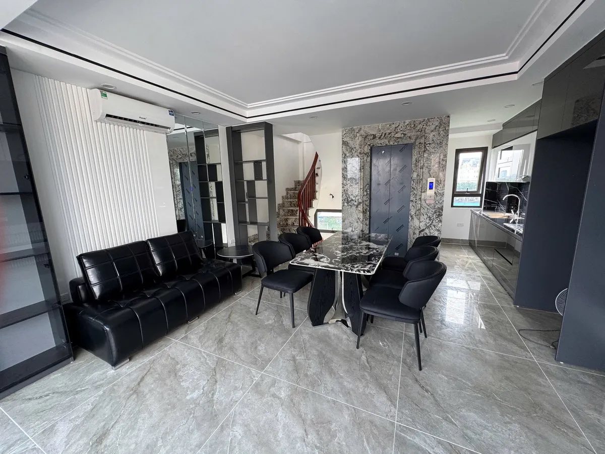 Bán Nhà Phúc Đồng 40m2 6T, MT5m, Kinh Doanh, Dòng tiền 2 Thoáng, Ô Tô Tránh 13.x Tỷ
