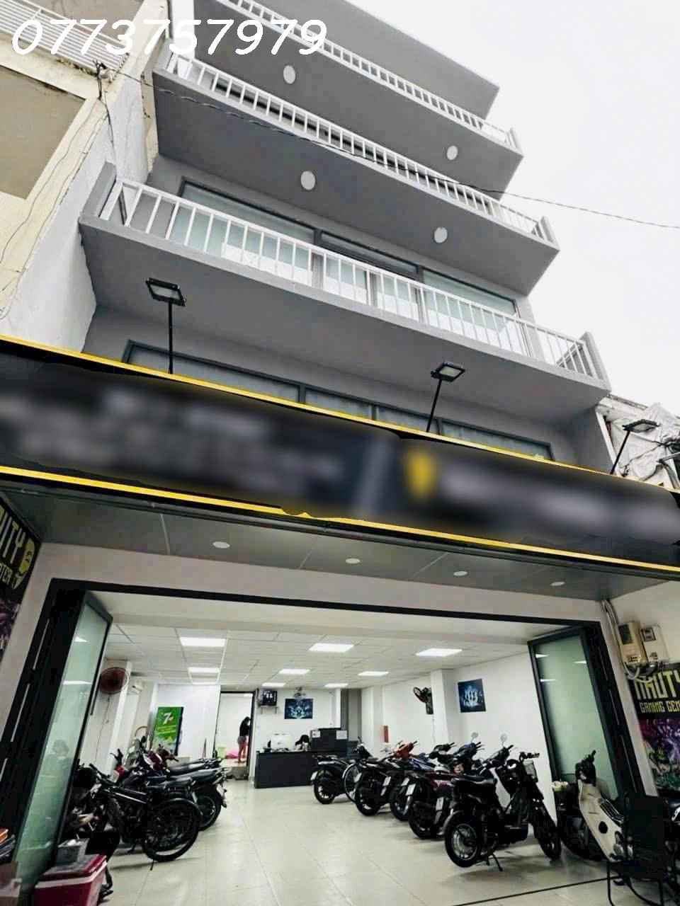 BÁN TÒA NHÀ 5 TẦNG THANG MÁY HUỲNH VĂN BÁNH, PHÚ NHUẬN. DT 8X20M, HĐ THUÊ 65TR GIÁ 21TỶ5