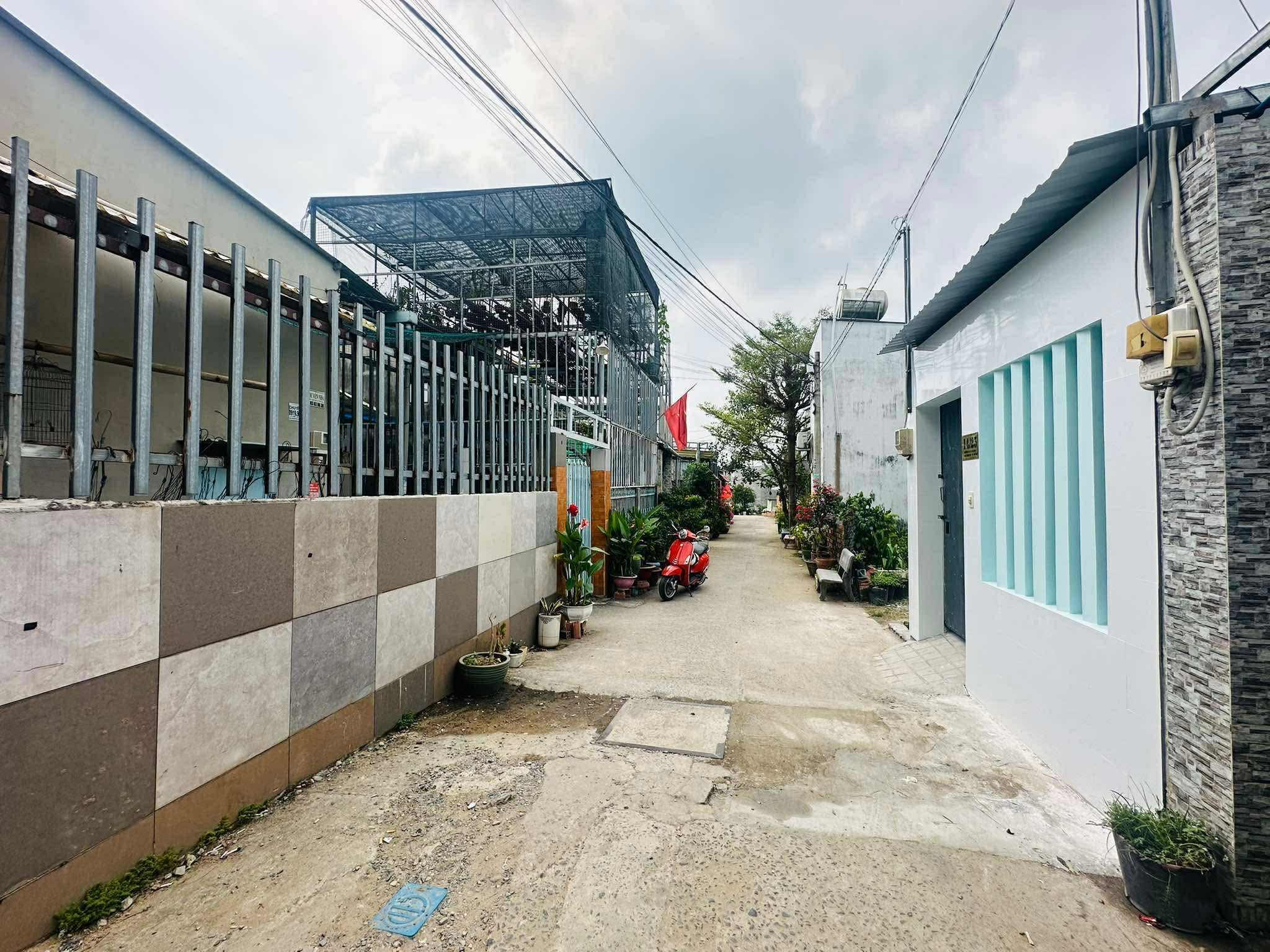 Đất 80m2 giá 2.999 tỷ, ô tô đậu trước nhà, đường số 26 Nguyễn Xiển