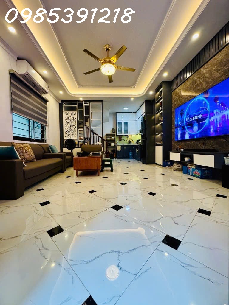 ????Nhà Cầu Mai Động- Ko khuyết điểm- Lô góc- 40m2- 5T- 8.66 tỷ (CTL) - Ngõ TO RỘNG- Thoáng????