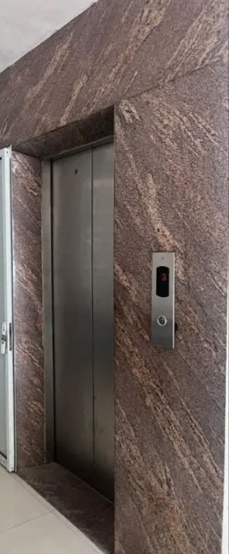 Mình cho thuê nhà đẹp, căn góc, Nguyễn Thị Định, 95m2x 4T vỉa hè 30 Tr