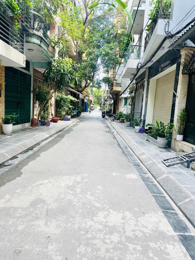 Tô Vĩnh Diện 59m 5 tầng, phân lô, 20m ra ô tô đỗ, nhà đẹp ở luôn