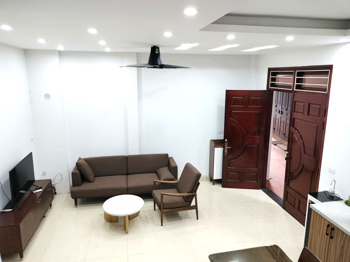 NHÀ ĐẸP BỒ ĐỀ – TIỆN ÍCH BỦA VÂY - DT 38M, MT 6,6M