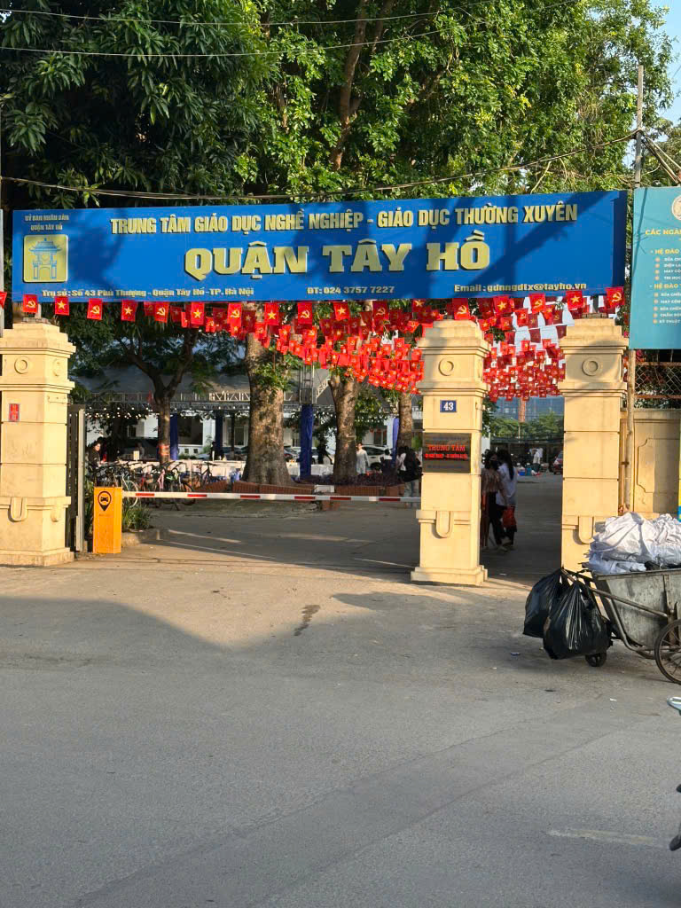 TRUNG TÂM PHÚ THƯỢNG - MỘT BƯỚC RA PHỐ - NGÕ OTO ĐỖ CỔNG