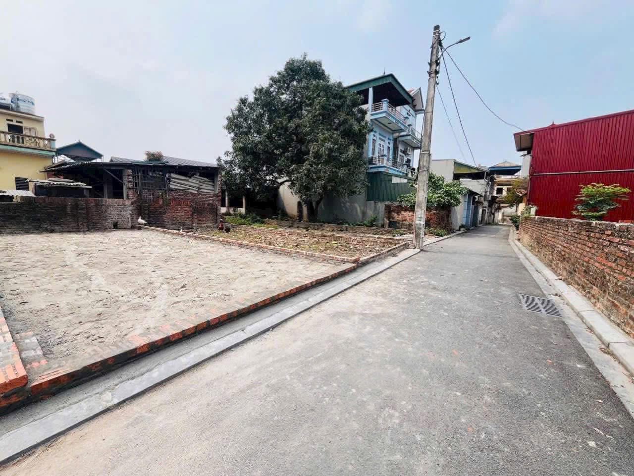 ????Bán đất Nguyên Khê-Giá chỉ từ 3,850tỷ ngõ thông oto