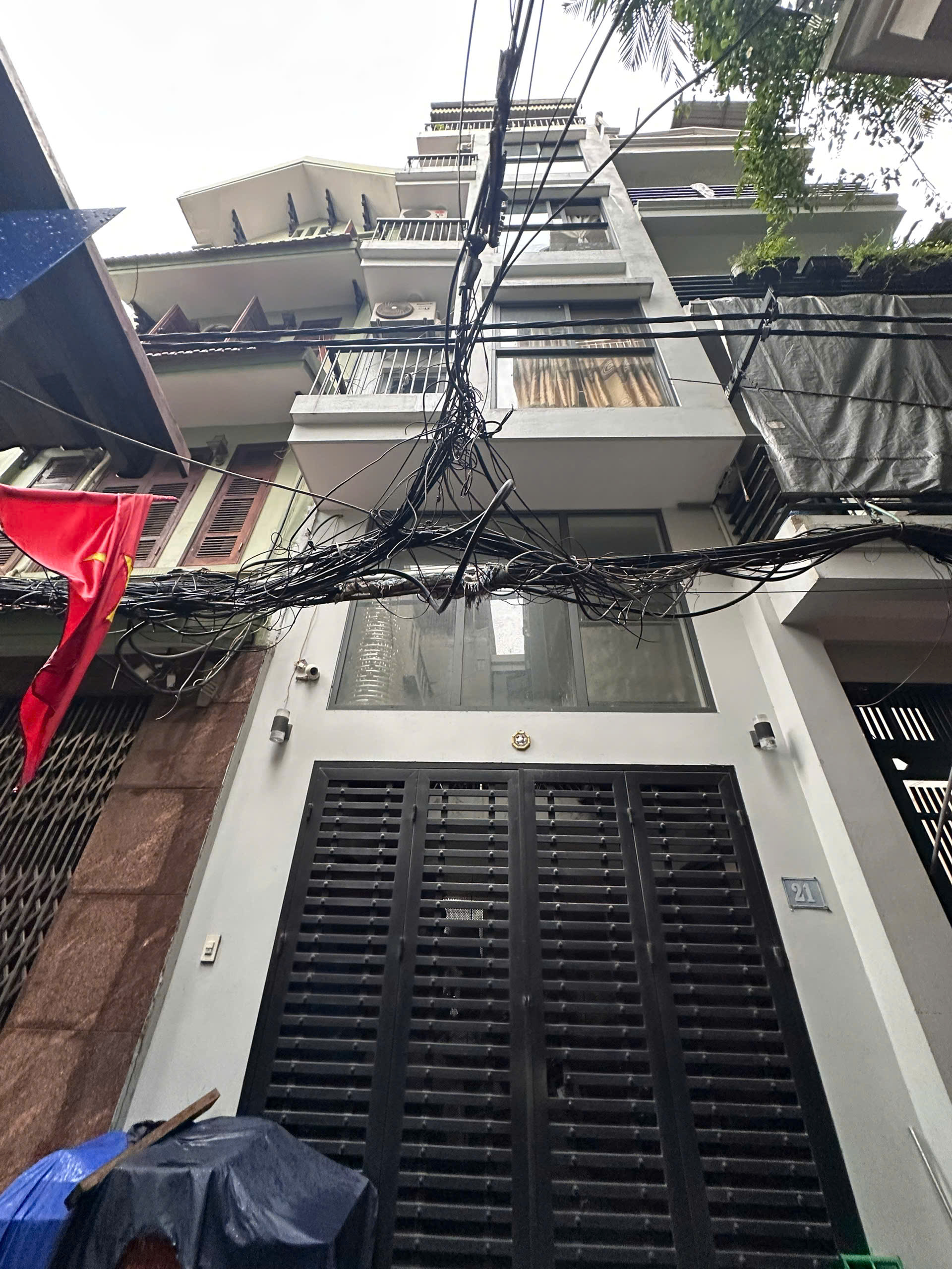 CHÍNH CHỦ BÁN NHÀ TẶNG KÈM ĐẤT – LẠC LONG QUÂN, TÂY HỒ, HÀ NỘI-  Chỉ từ 2X TỶ – Đầu tư sinh lời cực tốt!