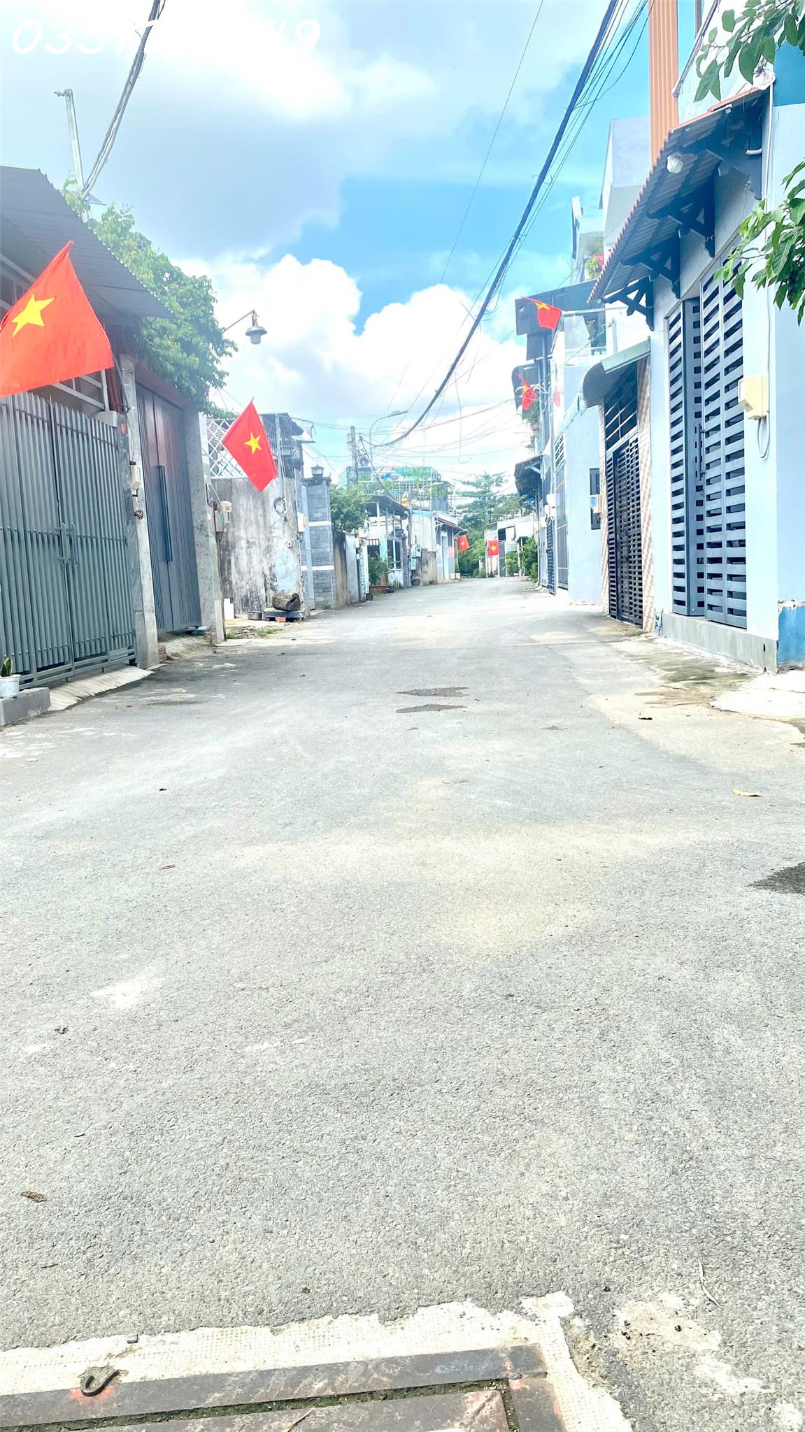 BÁN NHÀ QUẬN 9 - KDC PHƯỚC THIỆN - ĐƯỜNG NHỰA RỘNG OTO NÉ NHAU- 20P RA NGÃ TƯ THỦ ĐỨC - 10P RA LÊ VĂN VIỆT - VÀNH ĐAI 3 THUẬN TIỆN DI CHUYỂN