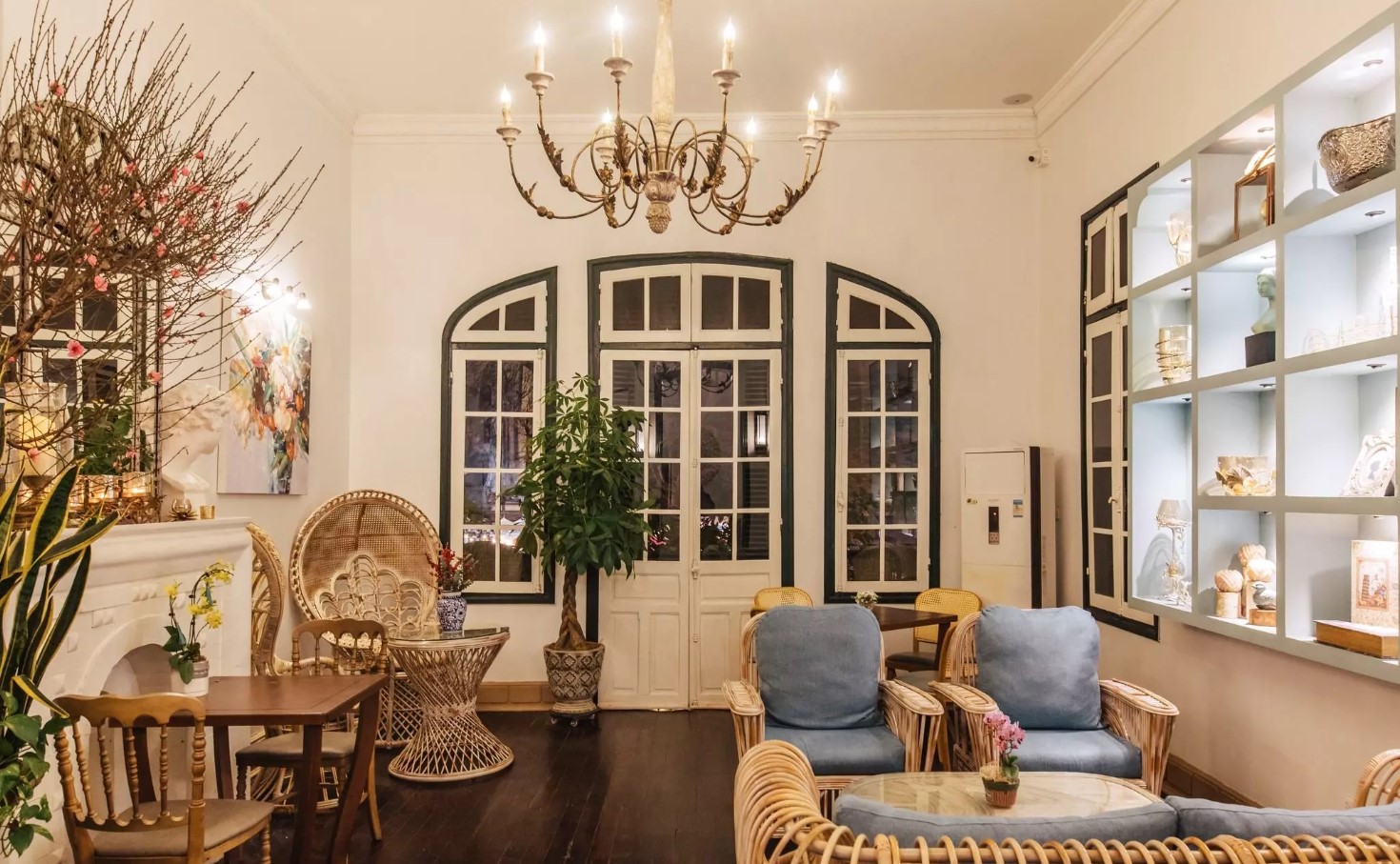 DUY NHẤT 1 CĂN - MẶT PHỐ VĂN MIẾU - 90M2 - MT 5.5m - 3 MẶT THOÁNG - CHỈ 40.9 TỶ.