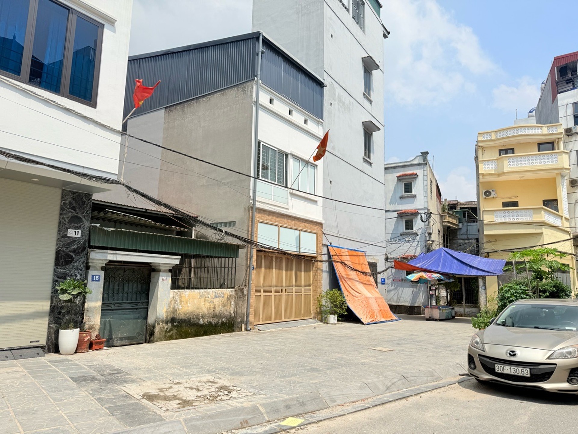 Mảnh đất vàng Thượng Thanh 23 tỷ 77m vỉa hè mới mở đường