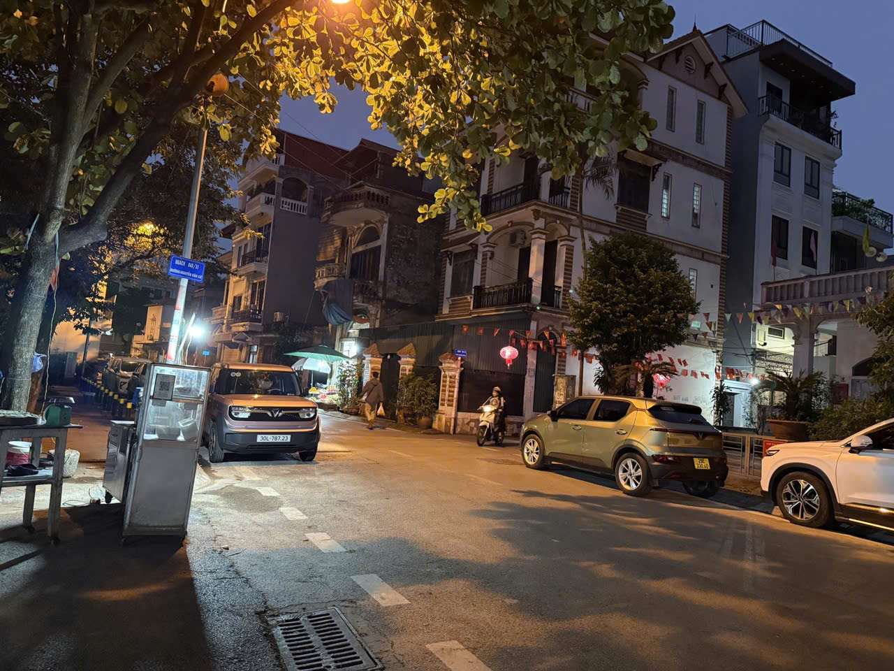 ????SIÊU HIẾM – GIA THỤY TRUNG TÂM – NGÕ Ô TÔ – VÀI BƯỚC RA Ô TÔ TRÁNH ????
???? Nguyễn Van  Cừ – Long Biên, diện tích 63,2m², MT 4m, giá chỉ 13,5 tỷ