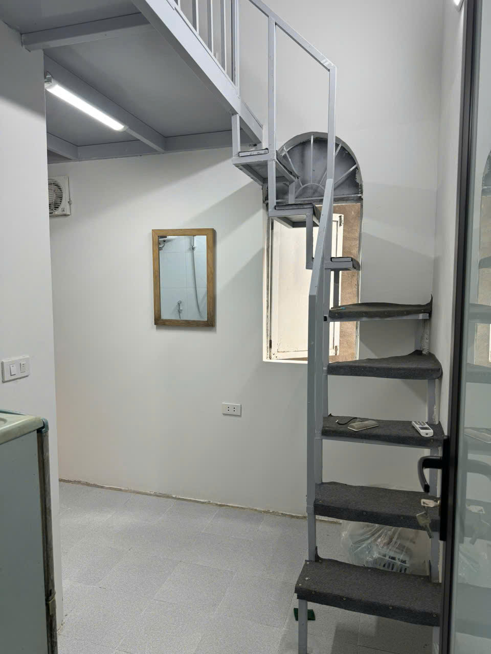 TRUNG TÂM BA ĐÌNH, ĐỐNG ĐA - DÒNG TIỀN 25tr/tháng - SAU QH 1 NHÀ RA PHỐ - CHỈ HƠN 8 TỶ. Thành Công