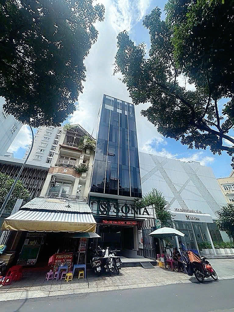 BÁN TÒA NHÀ 7 TẦNG Đ.NGÔ THỜI NHIỆM QUẬN 3 - HDT ĐỀU 300TR/TH - DUY NHẤT NHÀ BÁN* LIÊN HỆ GIANG GIANG: 093.86.76.685