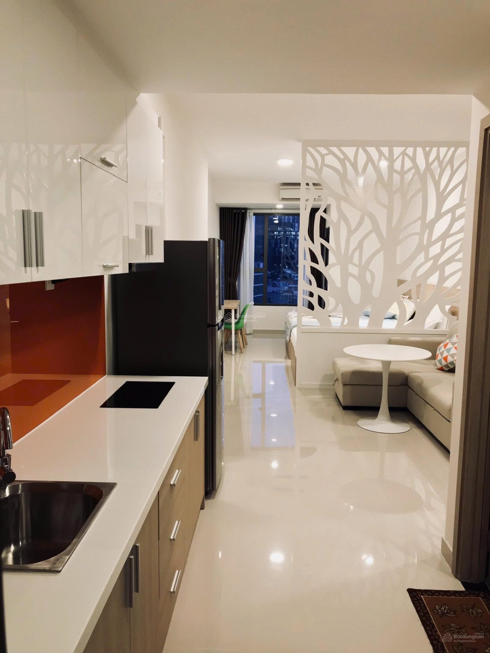Bán officetel Rivergate Residence Quận 4 diện tích, 41 m2 full nội thất cơ bản 4.2 tỷ bao thuế phí