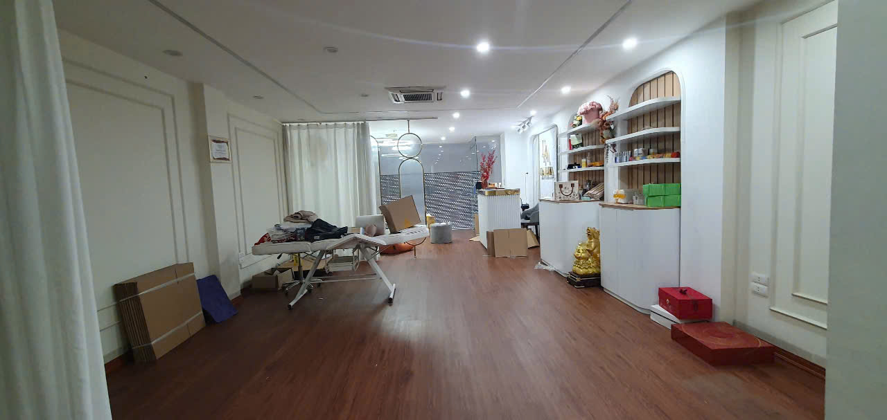 SIÊU PHẨM TÒA NHÀ VIEW HỒ – 6 TẦNG THANG MÁY – VỈA HÈ – Ô TÔ TRÁNH