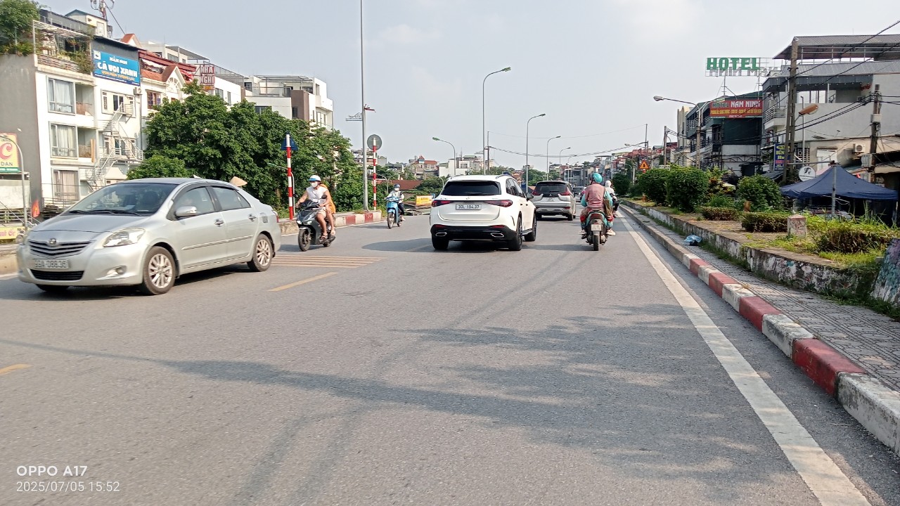 BÁN ĐẤT TÁI ĐỊNH CƯ NGỌC THỤY - VỊ TRÍ ĐẸP, GIÁ TỐT ????
???? Diện tích: 90m² – Mặt tiền: 5m, giá 32 tỷ 500 triệu