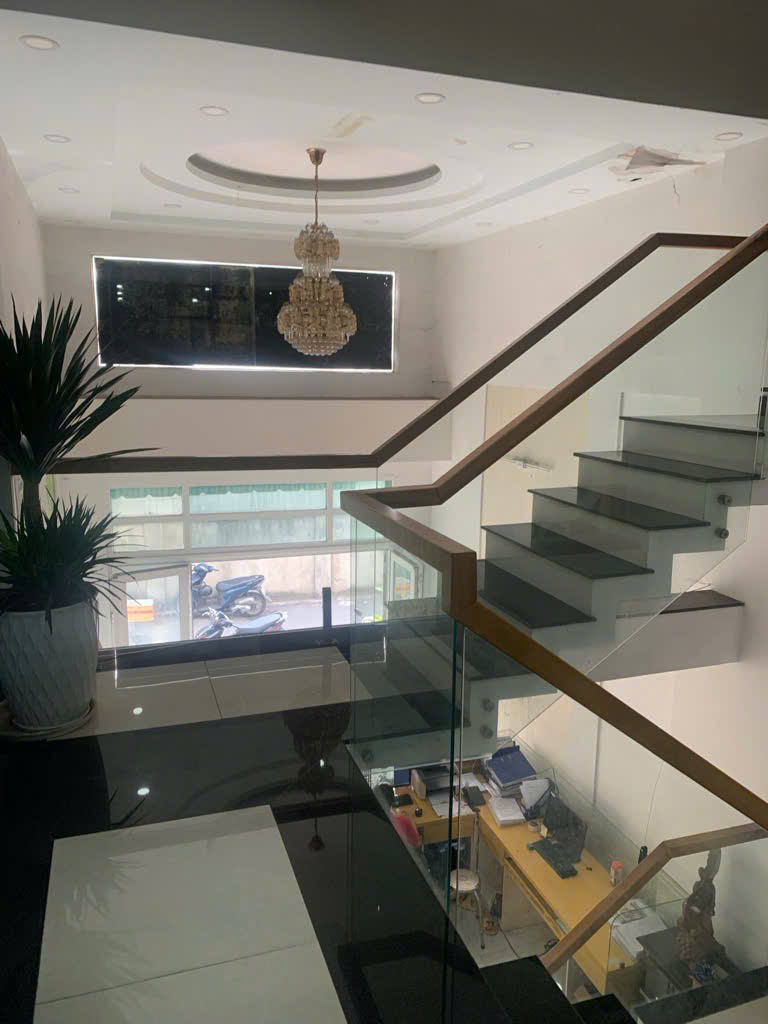 Vị trí vàng Quang Trường Chinh, ngay chợ Lạc Quang Q12, đường 8M thông khu bàn cờ , 100m2 chỉ 8,8 tỷ