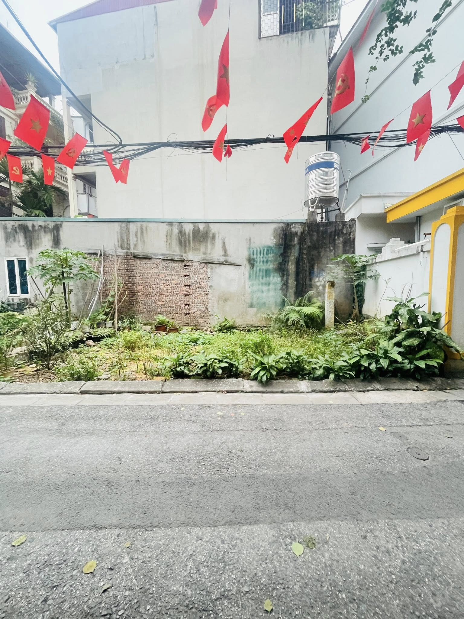 CHỈ 6.X TỶ - ĐẤT HIẾM PHỐ NGUYỄN VĂN CỪ 30M2, MT6M, 7 CHỖ VÀO ĐẤT, ĐẦU TƯ LÀ THẮNG