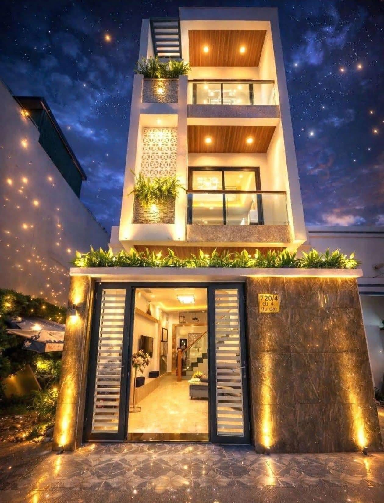 BÁN NHÀ MỚI TTTP 3 TẦNG HẺM CAO ĐÀI P. TÂY NHA TRANG