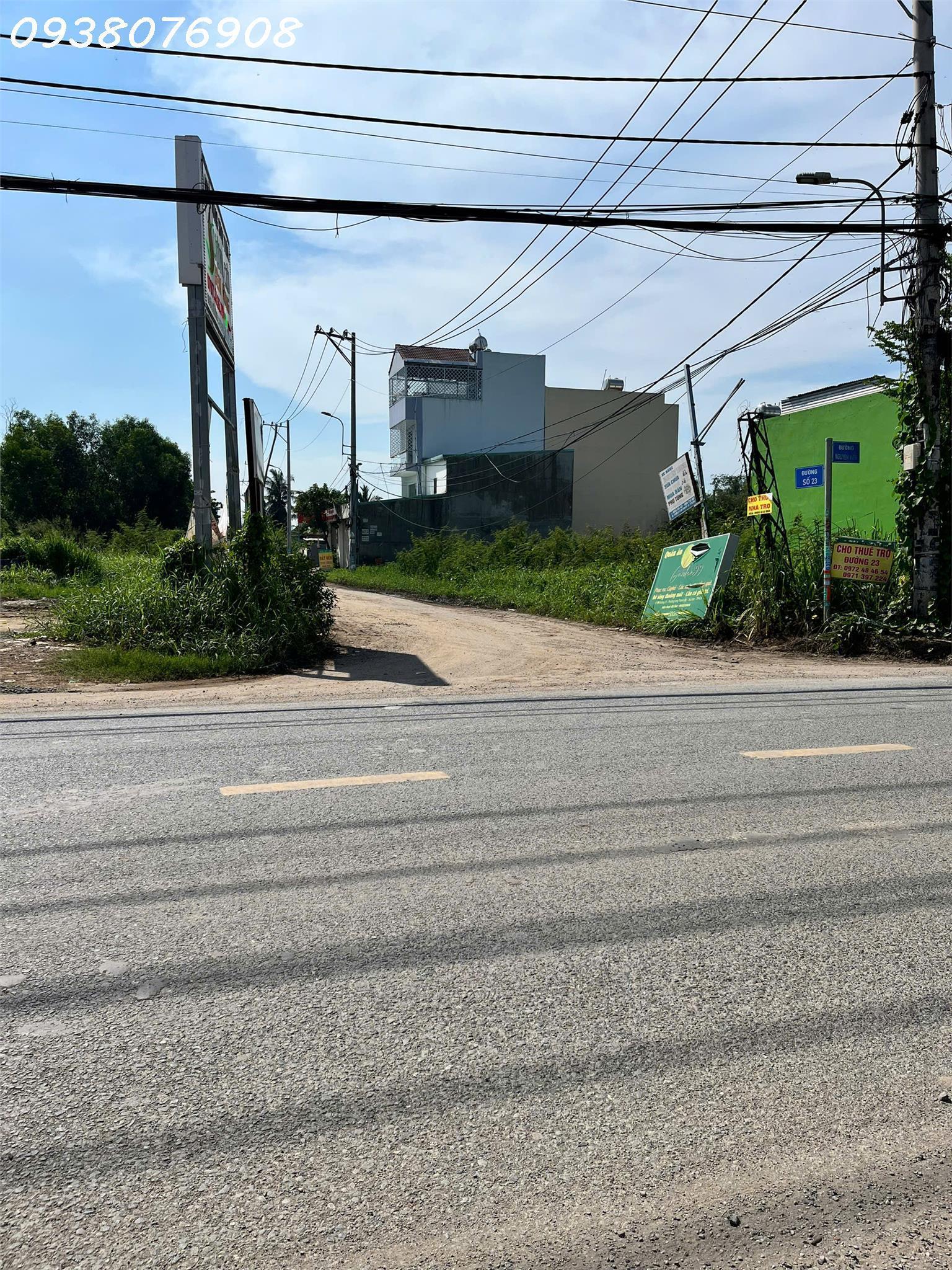 Bán đất 50m2 đường 23 Nguyễn Xiển, view sông, giá 2.x tỷ