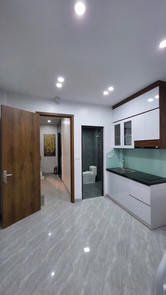 NHÀ TRẦN DUY HƯNG – 30M² x 5 TẦNG – TRUNG TÂM CẦU GIẤY – GIÁ 8.6 TỶ