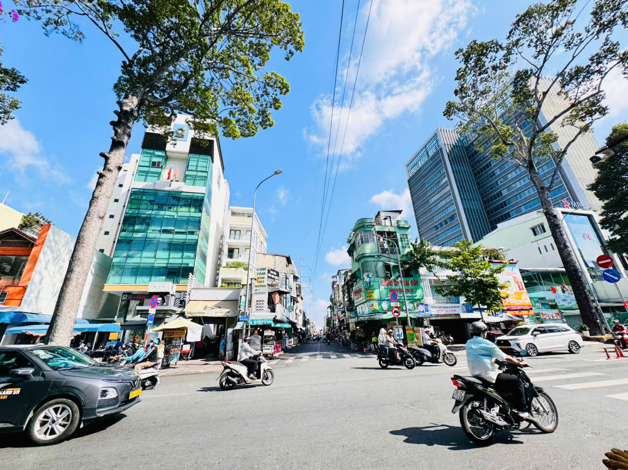 QUẬN 3: CHÍNH CHỦ 0938676685 BÁN NHÀ 6 TẦNG MẶT TIỀN NGUYỄN THỊ MINH KHAI, P.BÀN CỜ- DT LƠN 268M2 NGANG 12M*33M- TƯƠNG LAI NHÀ THÊM MT LƯỚN BÊN HÔNG GIÁ TRỊ TĂNG