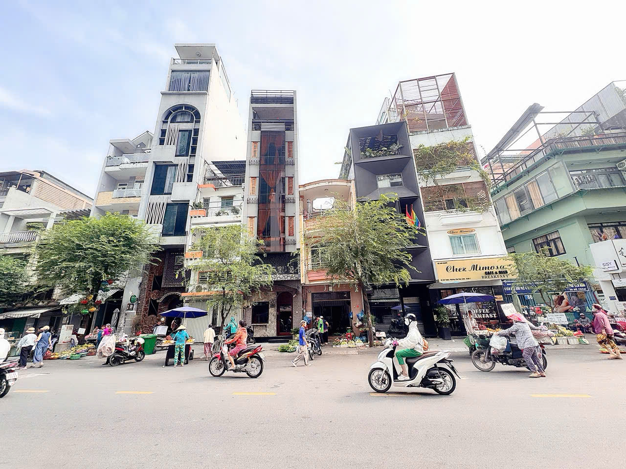 BÁN SIÊU PHẨM MẶT TIỀN KD D.ĐỀ THÁM, QUẬN 1 - DT 4M*17M SH FULL THỔ CƯ VUÔNG ĐẸP NHƯ A4* LIÊN HỆ GIANG GIANG: 093.86.76.685