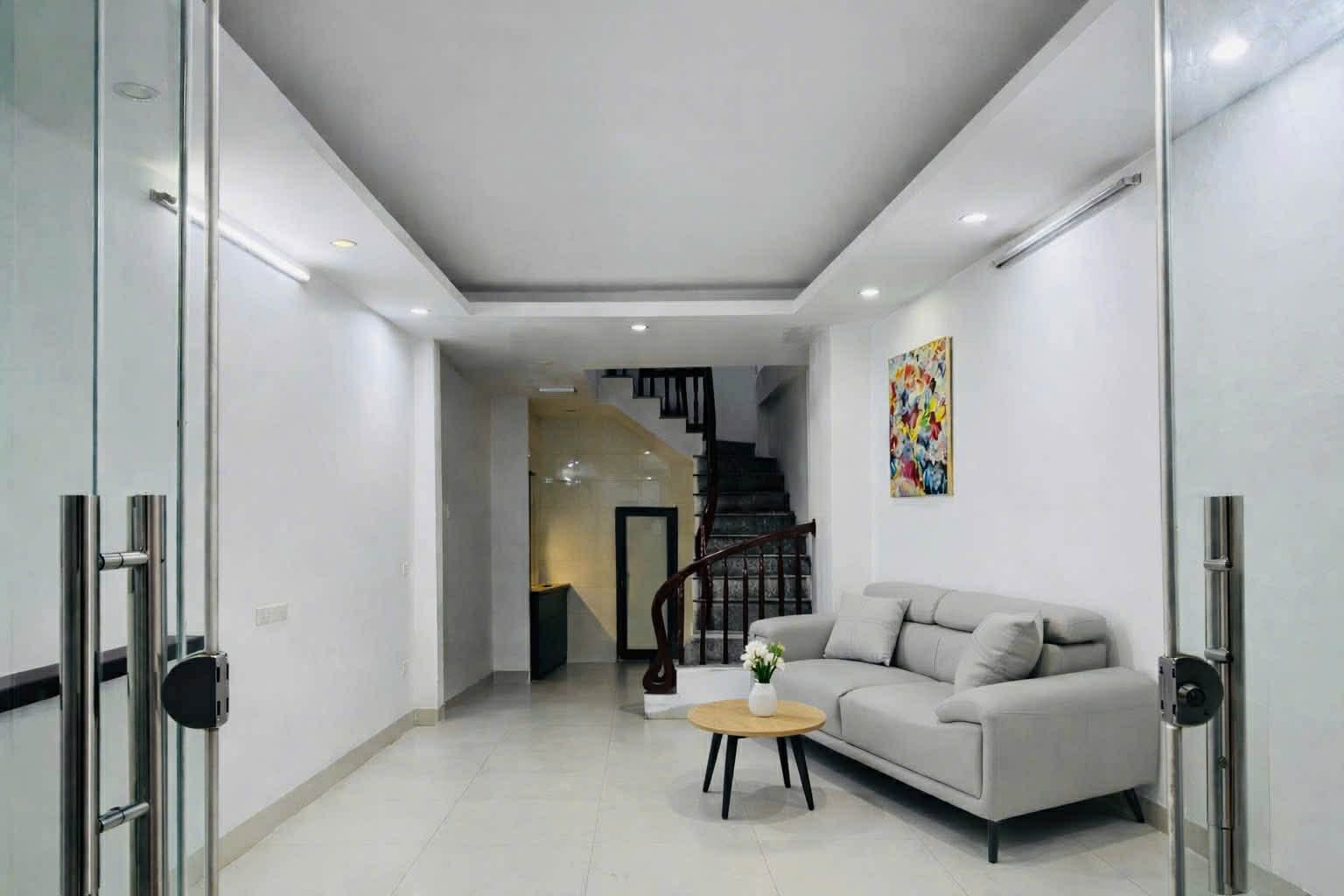 CHỈ 6.X TỶ, QUANG TRUNG HÀ ĐÔNG 31M2, 5T. ÔTÔ DỪNG ĐỖ CẠNH NHÀ, FULL NỘI THẤT