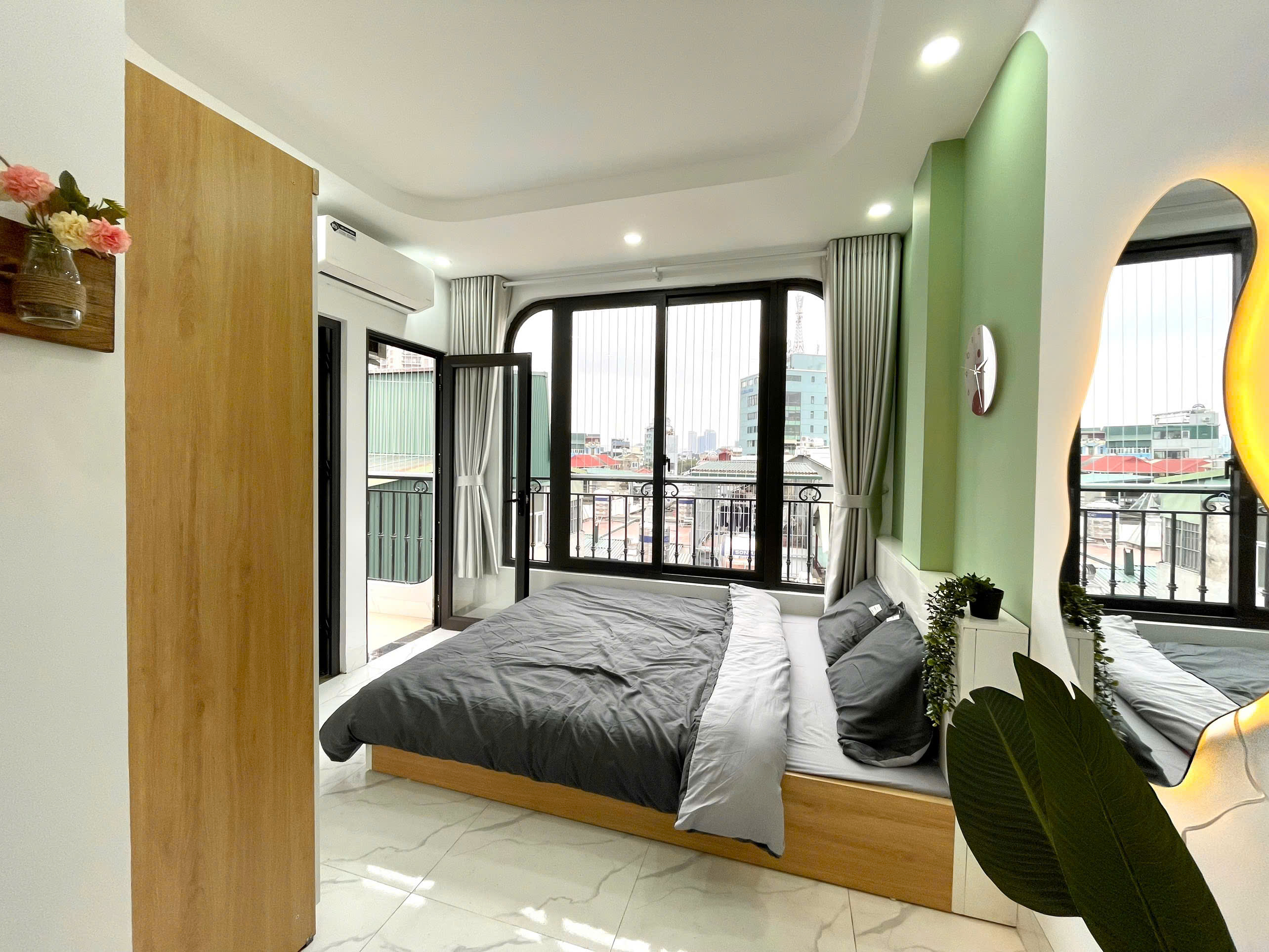 Cho thuê Ccmn cực đẹp giá rẻ ngõ 105 Láng Hạ, Đống Đa