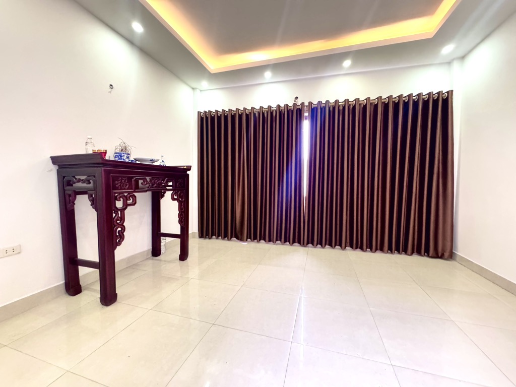 Bán nhà Hoa Hậu Yên Nghĩa Hà Đông mặt tiền lý tưởng 4.5m ngõ ô tô tránh 52m2 tiềm năng
 tăng giá từng ngày chủ thiện trí bán 4.38 Tỷ có thương lượng