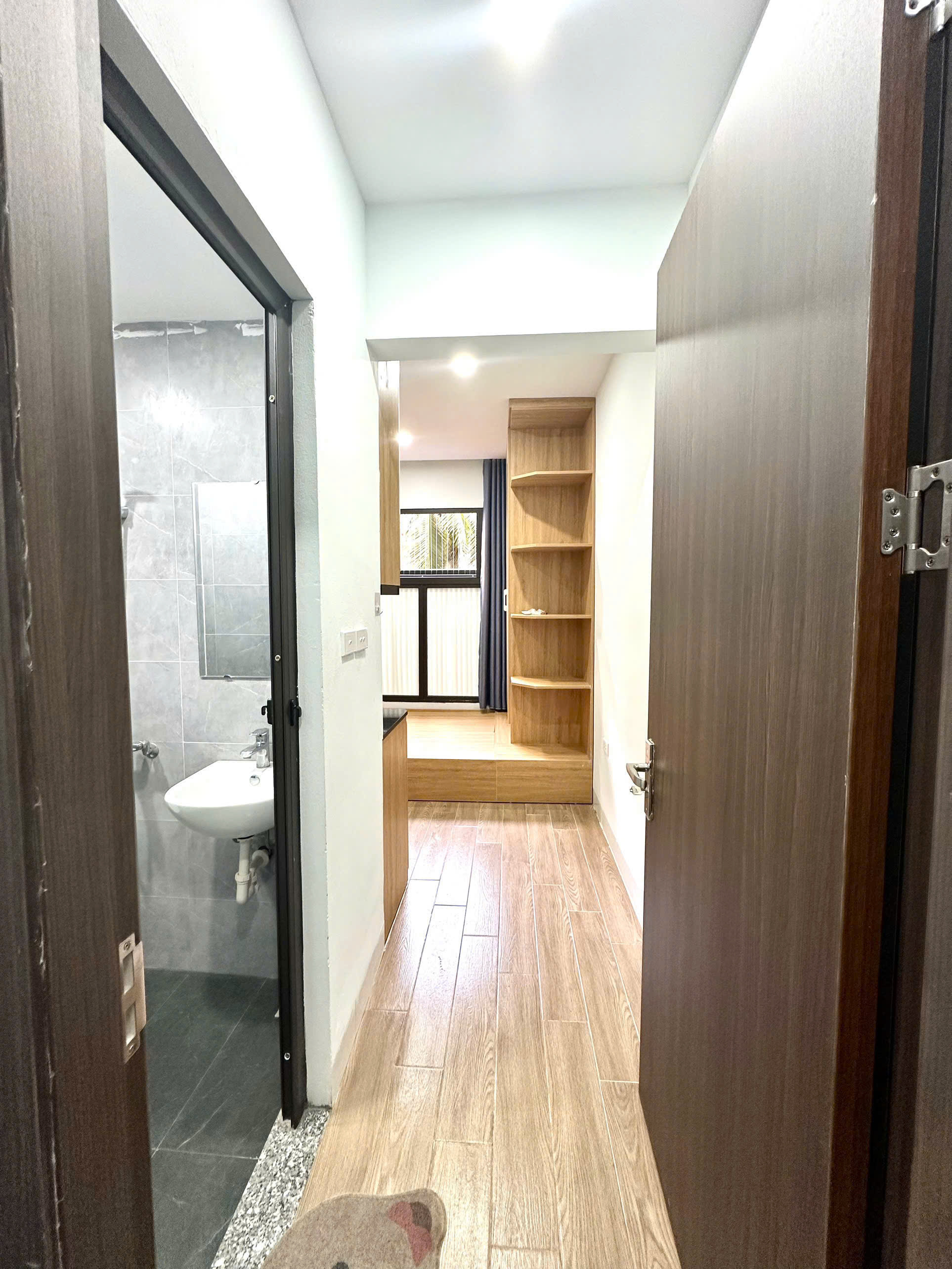 Cho thuê Ccmn cực đẹp thoáng ngõ 175 Thịnh Quang, Đống Đa
