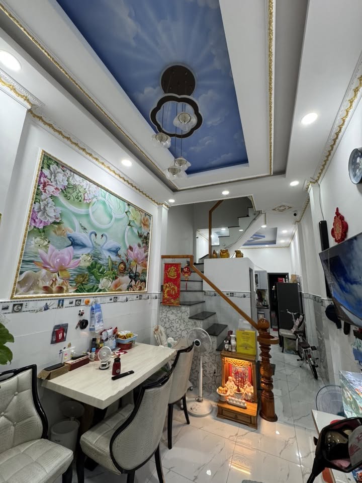 BÁN NHÀ GẦN TÊN LỬA - 2 TẦNG - 42M2 ( 3×14M) - 4 TỶ (TL)