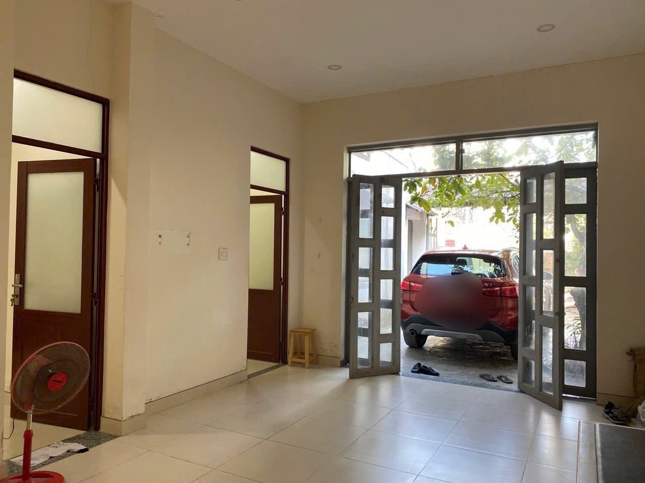 Bán nhà C4 - HXH - Ung Văn Khiêm - 90 m2 ( 5.7x17.8 )- phù hợp xây CHDV - 3 PN -3WC - chính chủ 1 đời - giá chỉ 15 tỷ