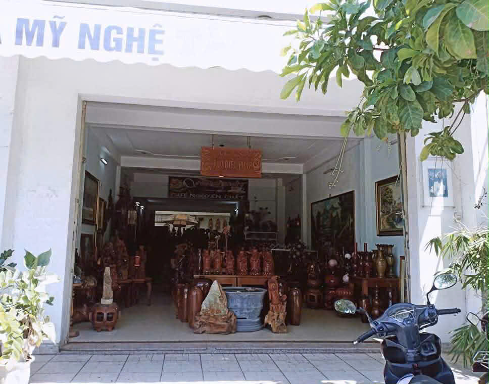 Bán Nhà 3 tầng BÙI TÁ HÁN -Khu Nam Việt Á, DT 120m2 ngang 6m giá 16ty LH 0942992361