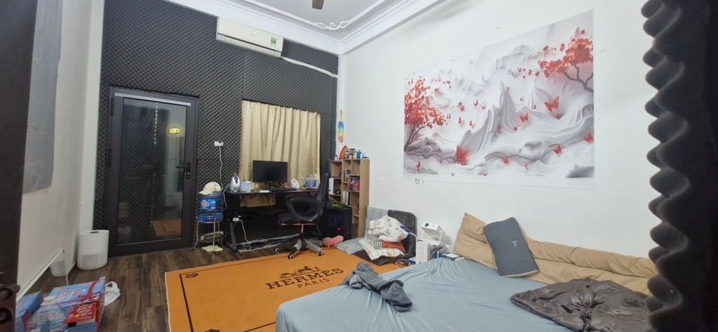 bán nhà Hoàng Cầu 45m 4 tầng, sát ô tô tránh giá hấp dẫn